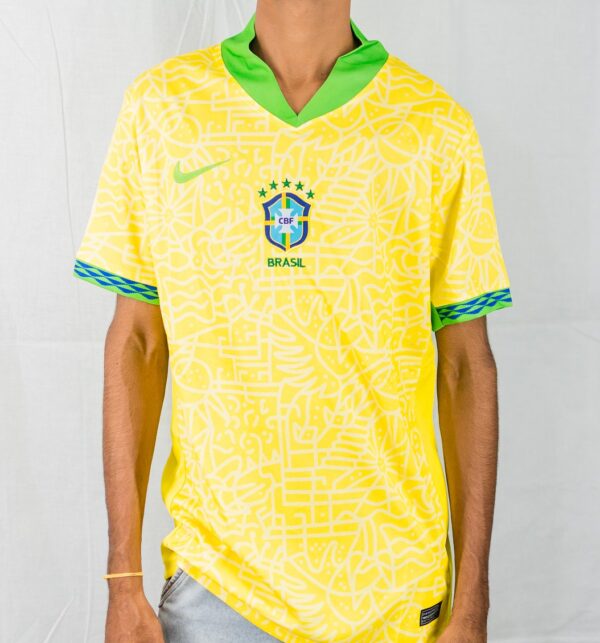 Brazil Home 24/25 jersey - Fan version